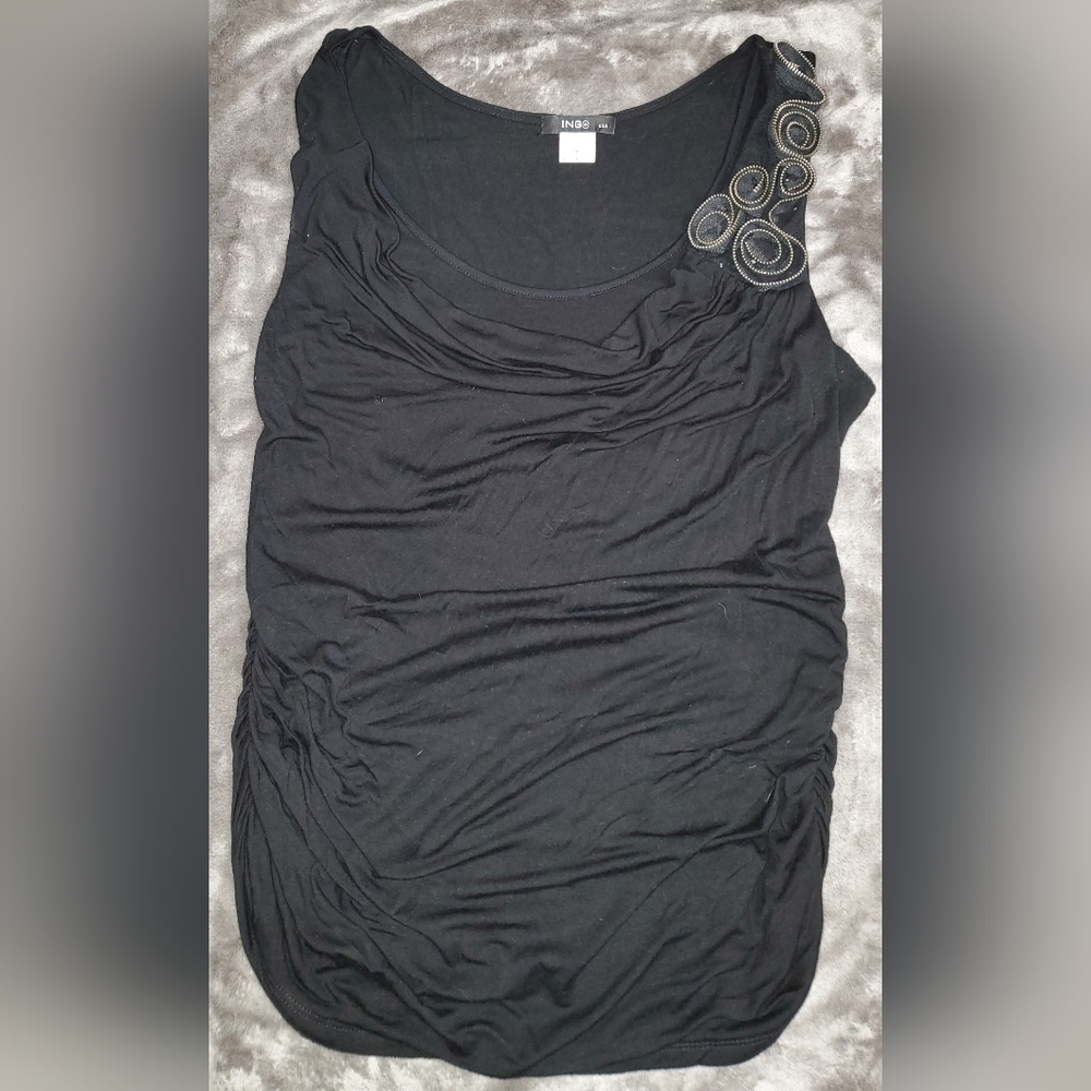 ING sleeveless black top with Zipper detail